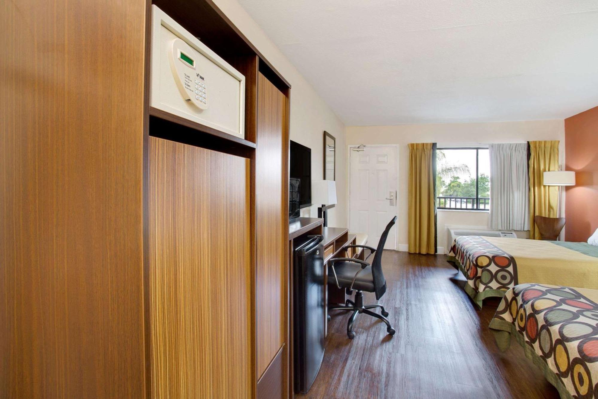ซูเปอร์ 8 บาย วินด์แฮม ออร์แลนโด อินเตอร์เนชั่นแนล ไดรฟ์ Hotel ออร์ลันโด ภายนอก รูปภาพ